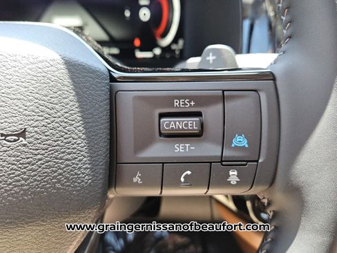 New 2026 Nissan Pathfinder Platinum AWD/4WD image 13