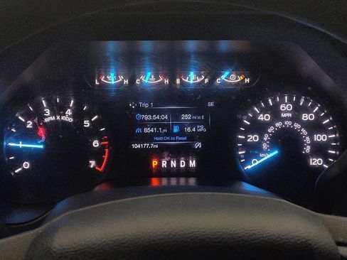 Used 2019 Ford F150 XL w/ Equipment Group 101A Mid RWD image 23