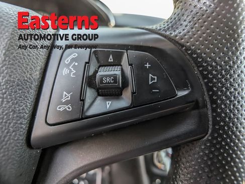 Used 2020 Chevrolet Trax LT image 24