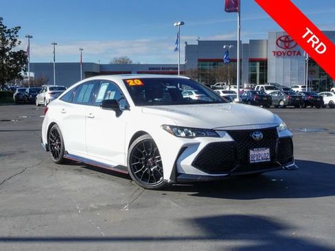 Used 2020 Toyota Avalon TRD image 2
