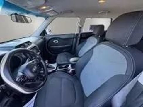 Used 2018 Kia Soul + FWD image 16