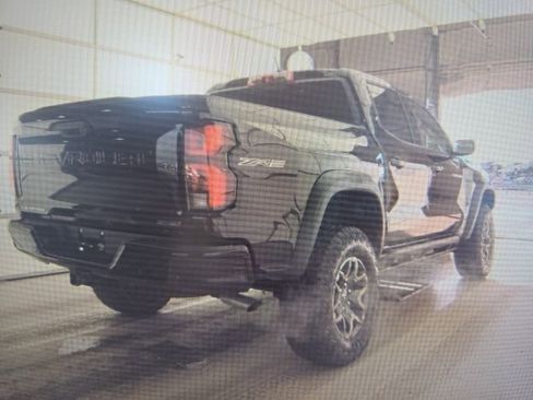 Certified 2024 Chevrolet Colorado ZR2 w/ Safety Package image 2