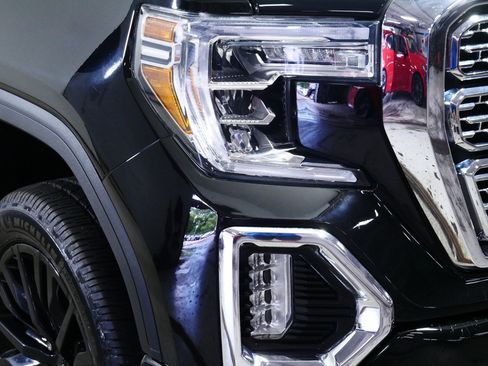 Used 2019 GMC Sierra 1500 Denali w/ Denali Ultimate Package AWD/4WD image 16