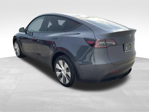 Used 2023 Tesla Model Y Performance AWD/4WD image 7