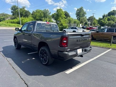 New 2026 RAM 1500 Express AWD/4WD image 5