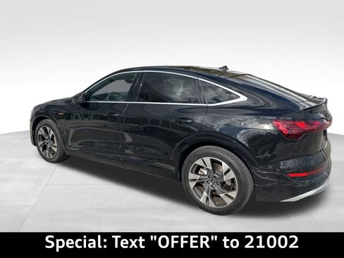 Used 2022 Audi e-tron Premium Plus image 9