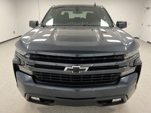 Used 2021 Chevrolet Silverado 1500 RST w/ Z71 Off-Road Package AWD/4WD image 3
