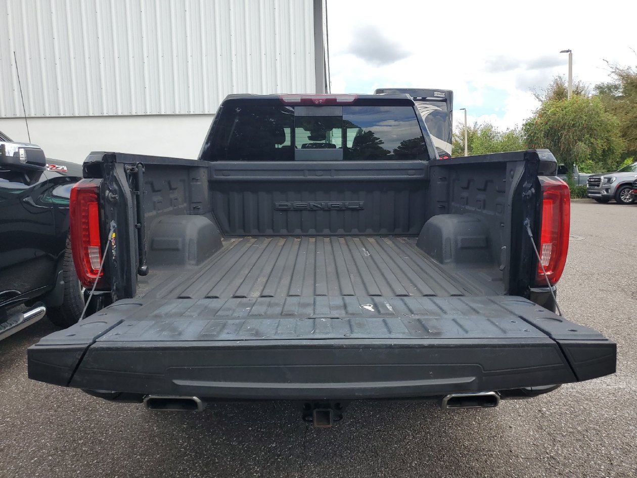 Used 2023 GMC Sierra 1500 Denali w/ Denali Reserve Package AWD/4WD image 9