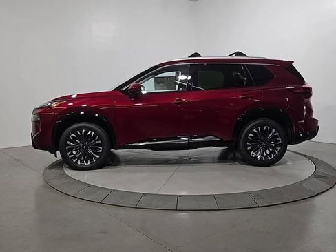 New 2026 Nissan Rogue Platinum AWD/4WD image 2