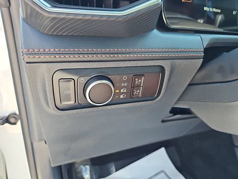Used 2024 Ford Mustang GT Premium RWD image 32