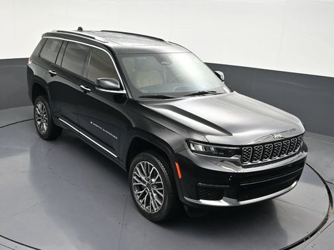 Used 2021 Jeep Grand Cherokee L Summit AWD/4WD image 23