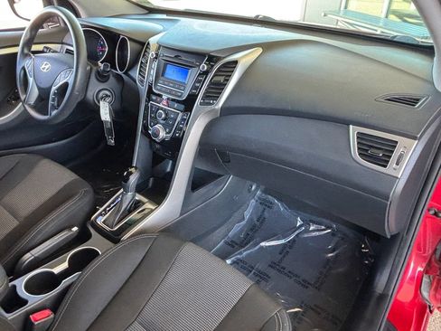 Used 2016 Hyundai Elantra GT FWD image 18