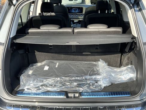 New 2026 Mercedes-Benz GLS 450 4MATIC image 25