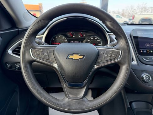 Used 2022 Chevrolet Malibu LS image 20