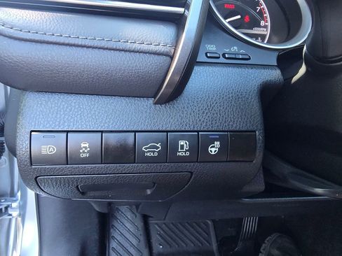 Used 2024 Toyota Camry XLE w/ Cold Weather Package AWD/4WD image 18