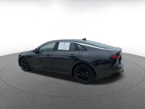 Used 2025 Kia K5 LXS image 10