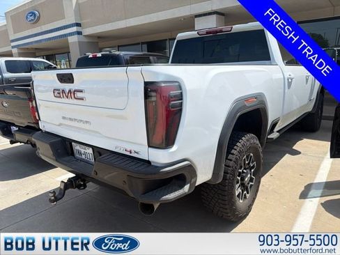 Used 2026 GMC Sierra 2500 AT4X AWD/4WD image 4