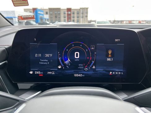 Used 2025 Chevrolet Suburban RST w/ Comfort Package image 26