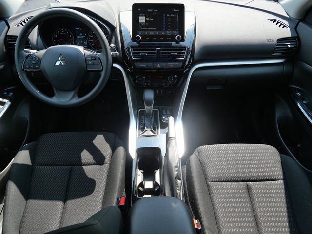 Used 2026 Mitsubishi Eclipse Cross LE AWD/4WD image 13
