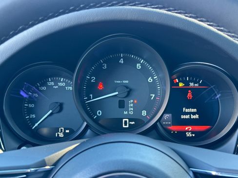Certified 2026 Porsche Macan AWD/4WD image 29