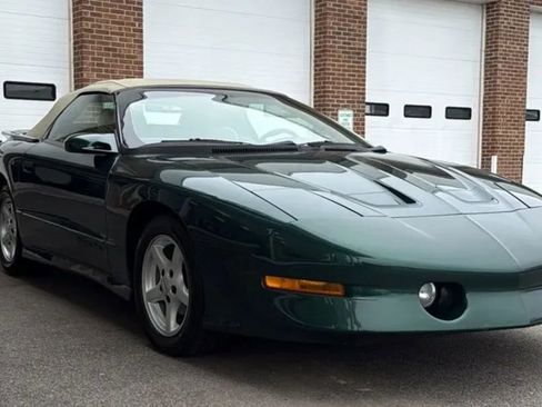 Used 1996 Pontiac Firebird Trans Am image 4
