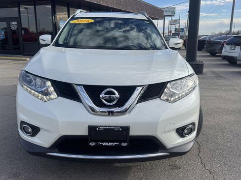 Used 2016 Nissan Rogue SL w/ SL Premium Package image 3