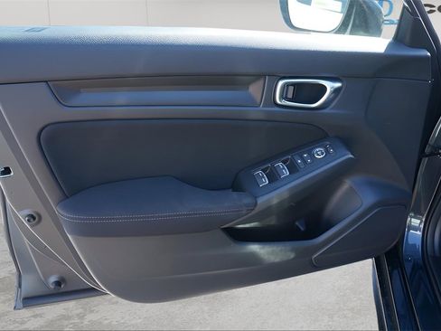 Used 2025 Honda Civic Sport image 21