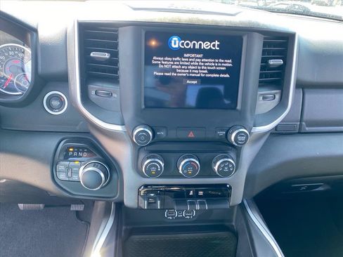 Used 2021 RAM 1500 Big Horn AWD/4WD image 13