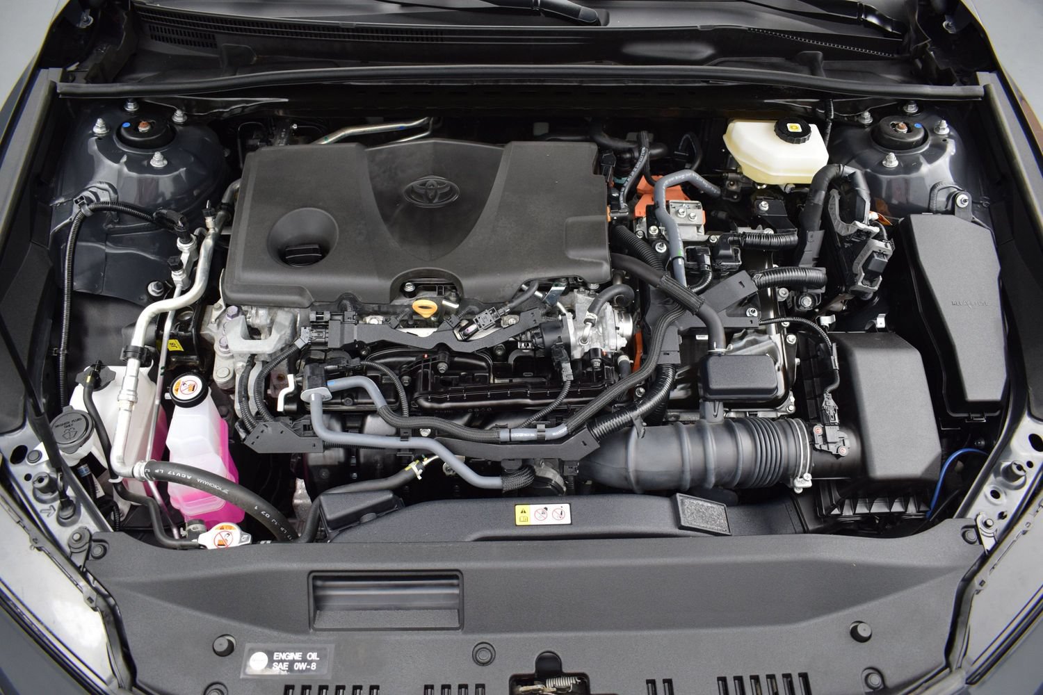 Used 2025 Toyota Camry SE FWD image 9