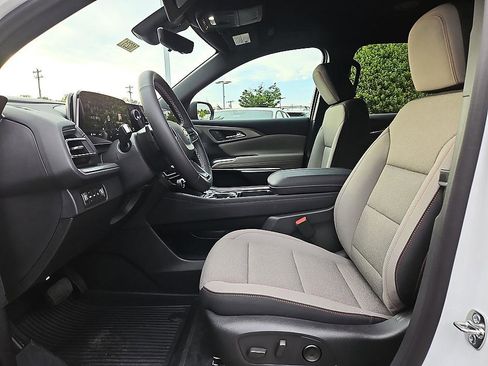 New 2026 Chevrolet Traverse LT AWD/4WD image 9