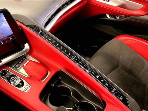 Used 2023 Chevrolet Corvette Stingray Premium Cpe w/ Battery Protection Package RWD image 30