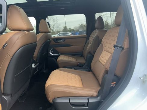 New 2026 Nissan Armada Platinum Reserve image 26