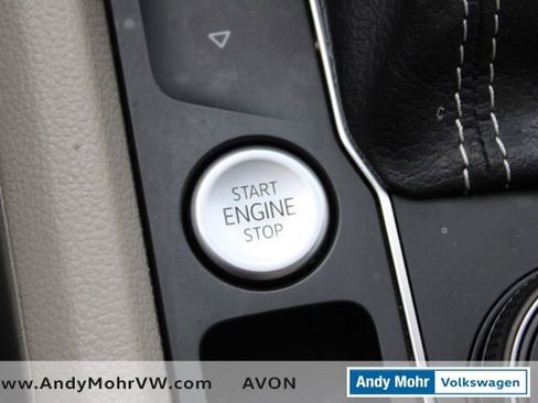 Used 2023 Volkswagen Atlas SE image 38