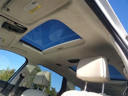 Used 2021 Hyundai Palisade Calligraphy image 15