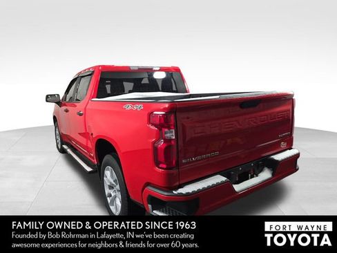 Used 2019 Chevrolet Silverado 1500 Custom w/ Custom Convenience Package image 9