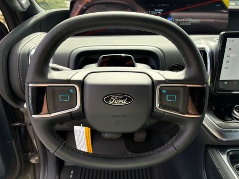 New 2026 Ford Expedition Platinum w/ Stealth Appearance Package image 19