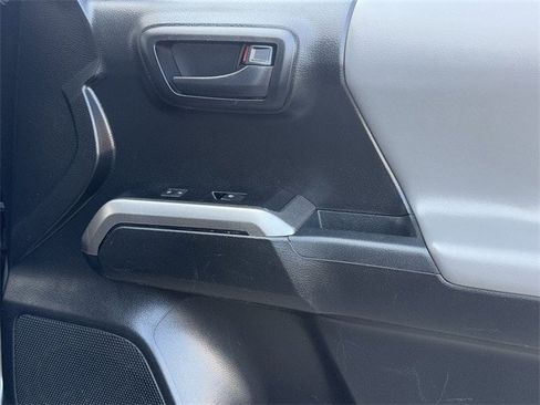 Used 2022 Toyota Tacoma SR5 image 26