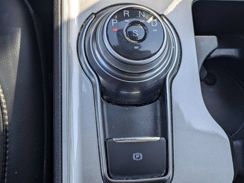 Used 2024 Ford Edge SEL AWD/4WD image 23
