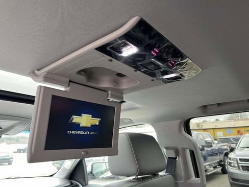 Used 2019 Chevrolet Tahoe LT image 17