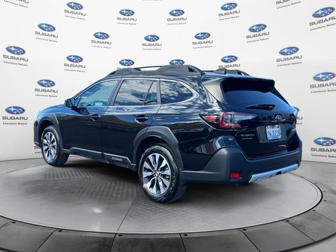 Certified 2025 Subaru Outback Limited AWD/4WD image 4
