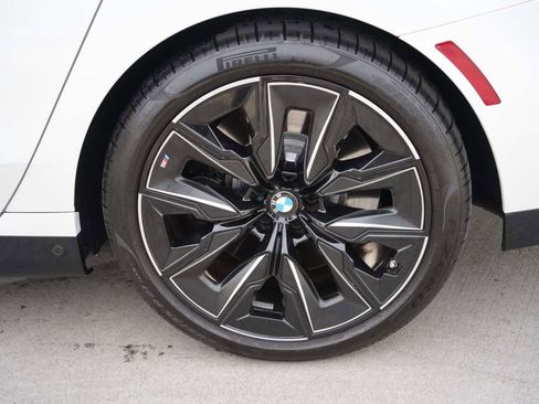 Used 2025 BMW 760i xDrive 760i xDrive Sedan AWD image 6