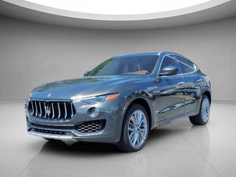 Used 2018 Maserati Levante S GranLusso AWD/4WD image 1