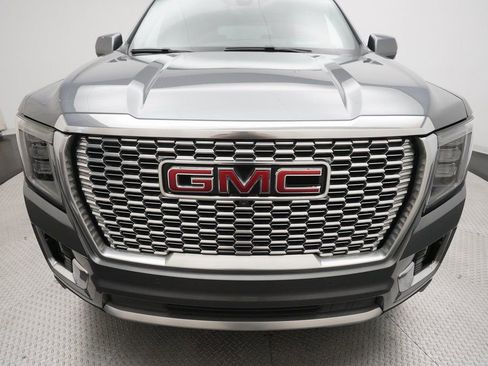 Used 2022 GMC Yukon Denali image 23