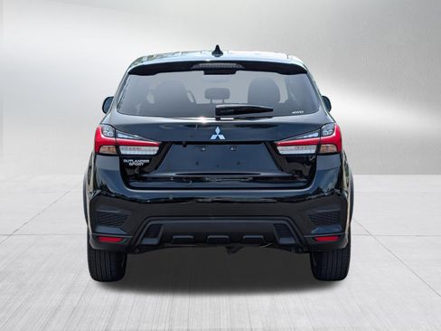 Used 2025 Mitsubishi Outlander Sport ES AWD/4WD image 6