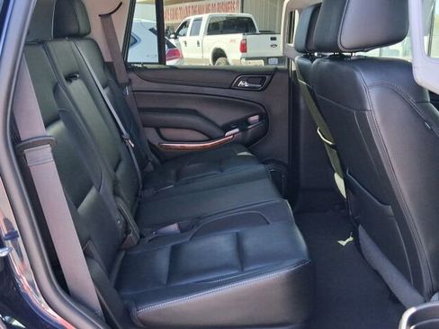 Used 2019 Chevrolet Tahoe Premier AWD/4WD image 10