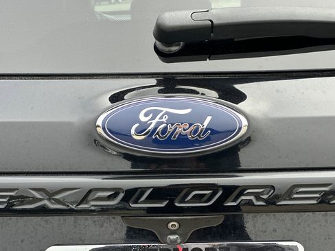 Used 2017 Ford Explorer Sport image 51