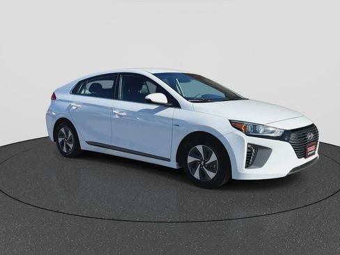 Used 2019 Hyundai Ioniq SEL image 2