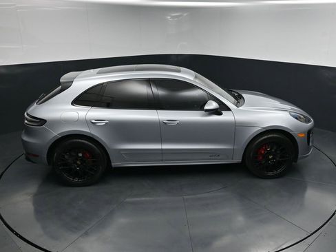 Certified 2020 Porsche Macan GTS w/ Premium Package Plus (PF4) AWD/4WD image 19