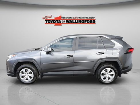 Used 2021 Toyota RAV4 LE image 2