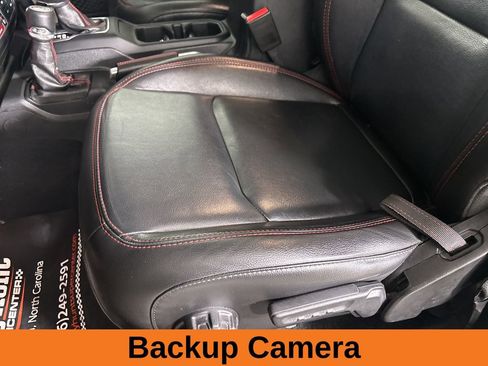 Used 2022 Jeep Gladiator Rubicon w/ Cold Weather Group image 10